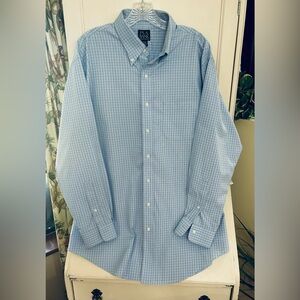 Like new  Jos. A Bank men’s tailored oxford size 17-34